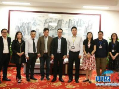 马来西亚青年侨领访问广西华侨学校，推动华文教育合作